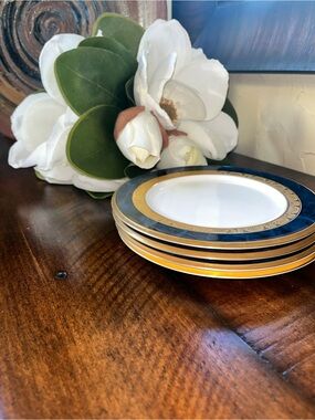 Set of 4 Noritake Dessert plates